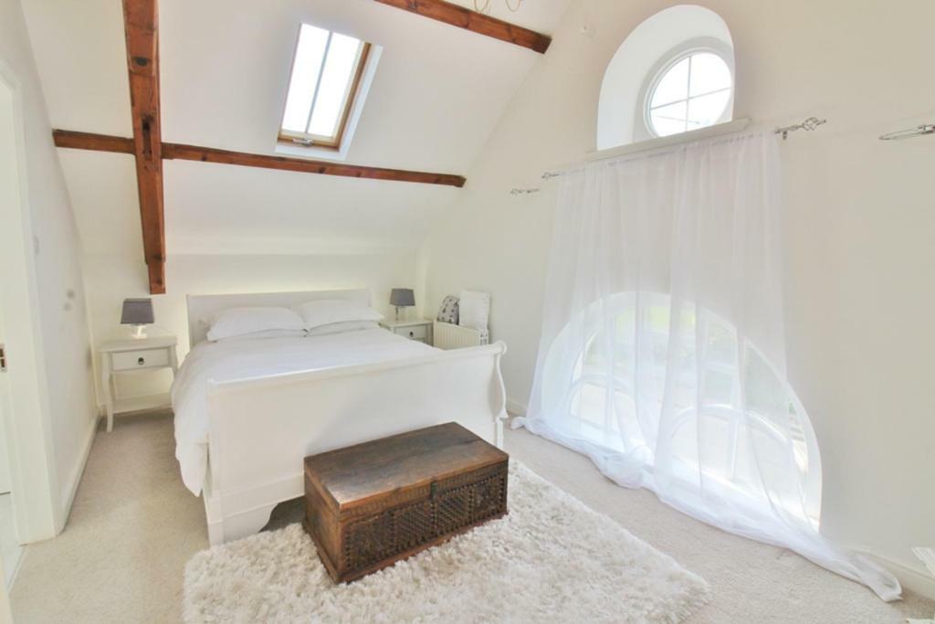 The Chapel House & Hot Tub Villa Andreas Dış mekan fotoğraf